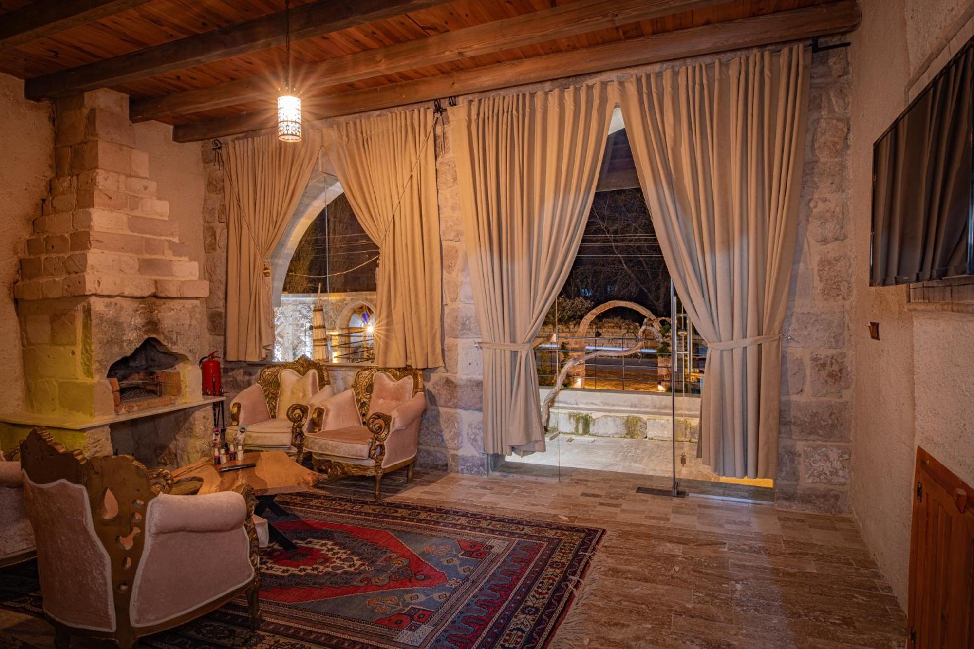 Sur Cave Hotel ウルギュップ エクステリア 写真